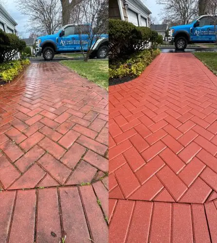 Before After: Walkside cleaning with A2 Soft Washing